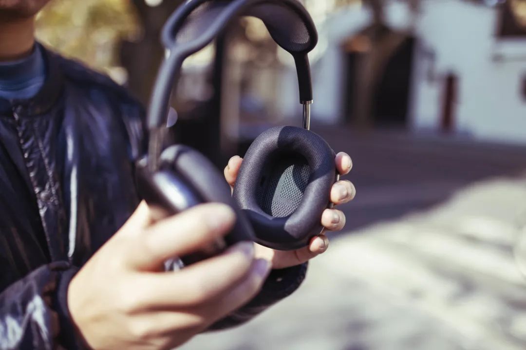 飞机模式打电话提示音_飞机模式打电话提示什么_做飞机手机飞行模式打电话