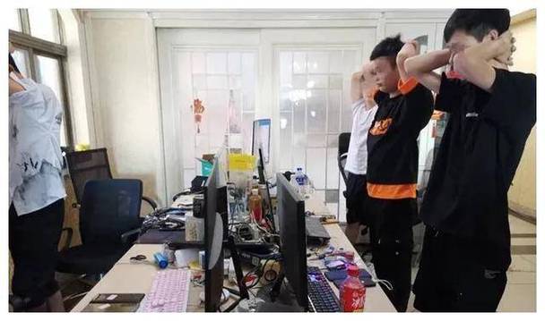 诈骗联网微信物拉人是诈骗吗_微信拉人诈骗怎么办_物联网微信拉人是诈骗