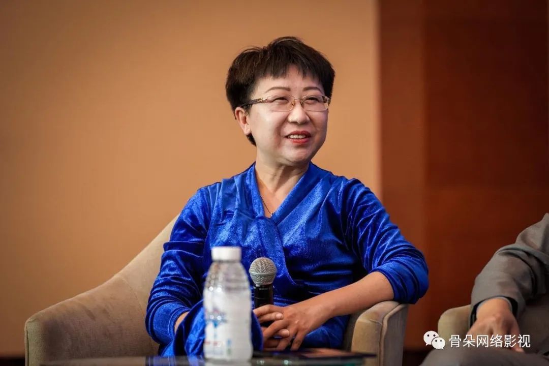 单位时间内传送的数据量叫什么_网络数据量的常用单位_单位时间内通过某个网络的数据量