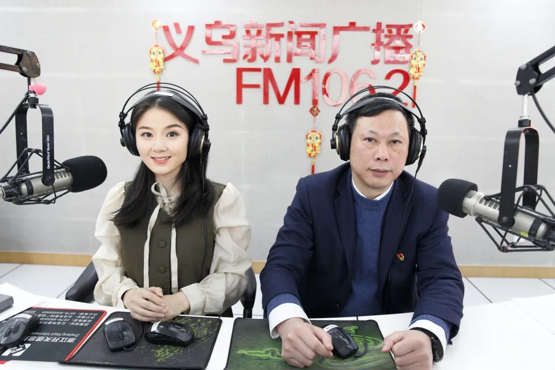 中国移动发什么查话费_查话费给中国移动发什么_查话费中国移动号码发短信