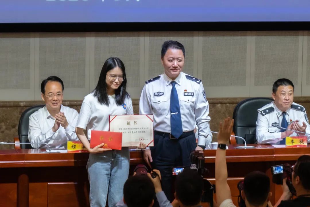短信呼服务是不是拉黑_短信呼是拉黑还是关机_短信呼拉黑